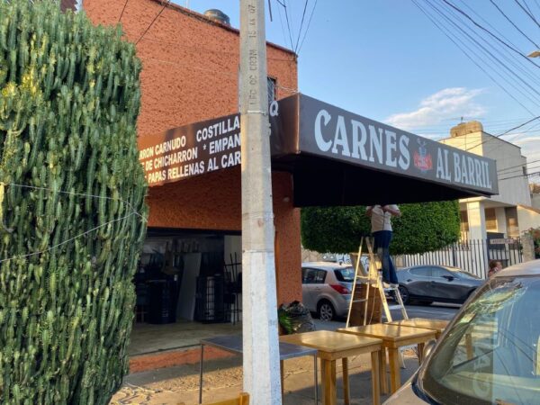 Toldo con cortinas - Image 3